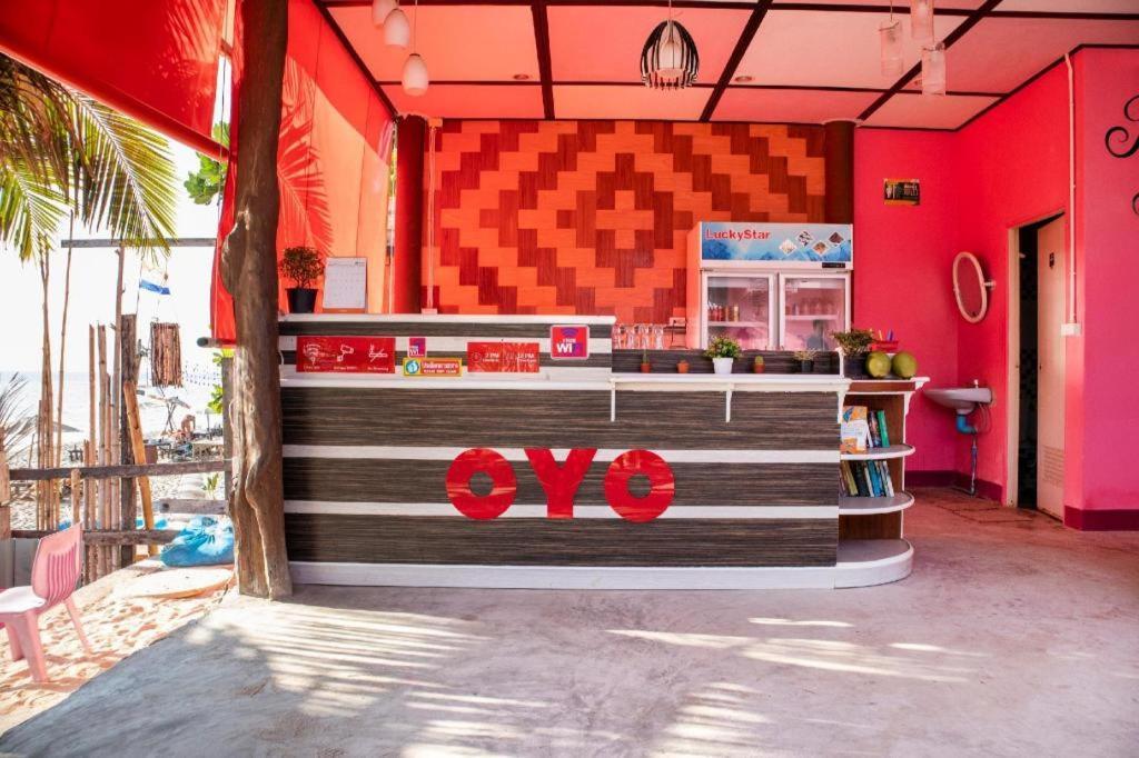 Oyo 797 Pink House Bungalow Ko Lanta Buitenkant foto