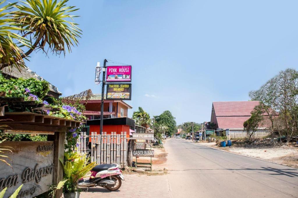 Oyo 797 Pink House Bungalow Ko Lanta Buitenkant foto
