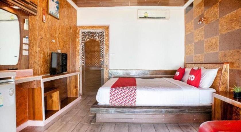 Oyo 797 Pink House Bungalow Ko Lanta Buitenkant foto